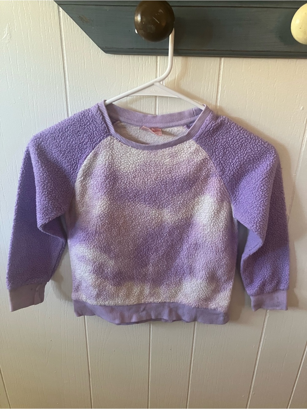 32 Degrees Purple and White Sherpa Crewneck Sweatshirt